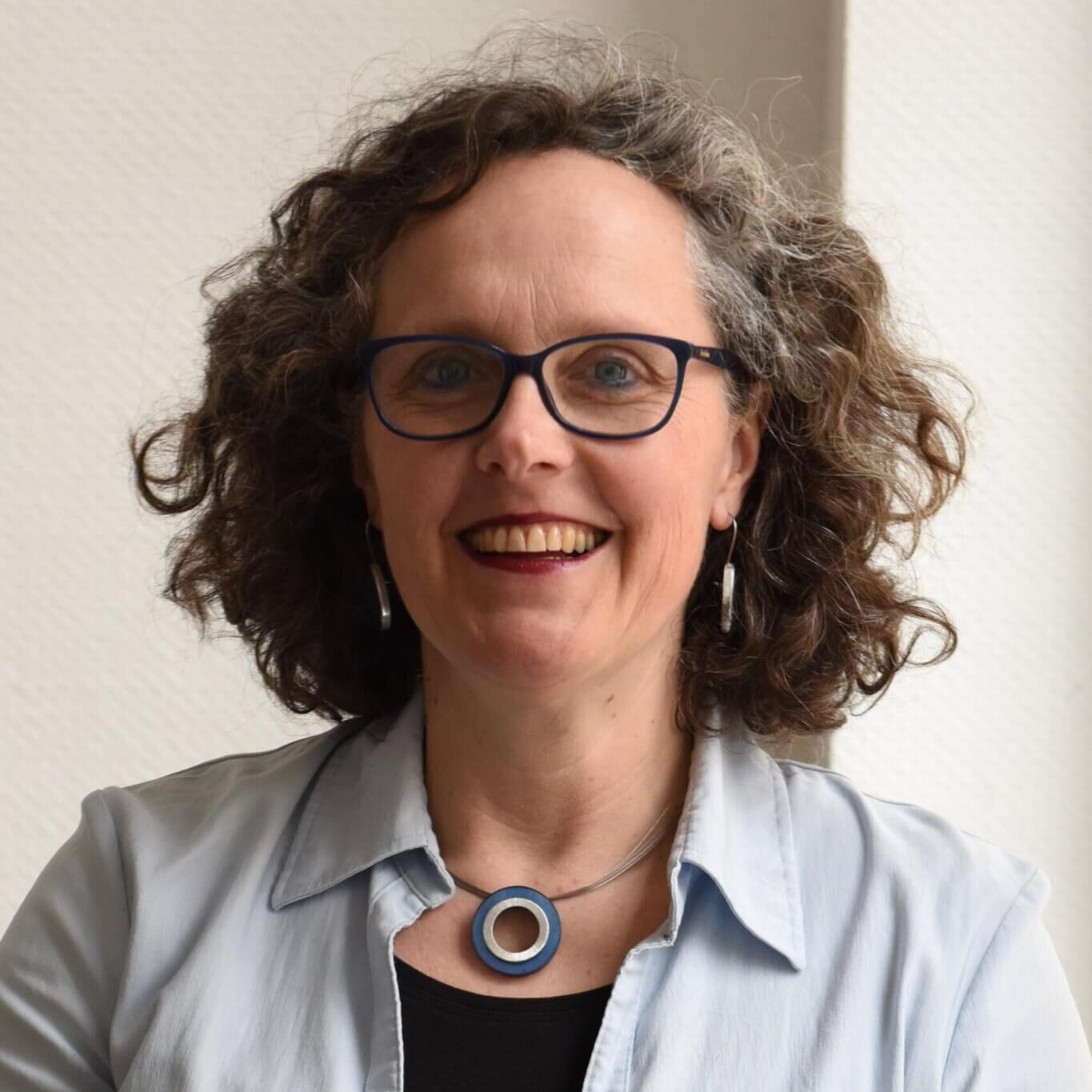 Porträt Dr. Claudia Guggemos